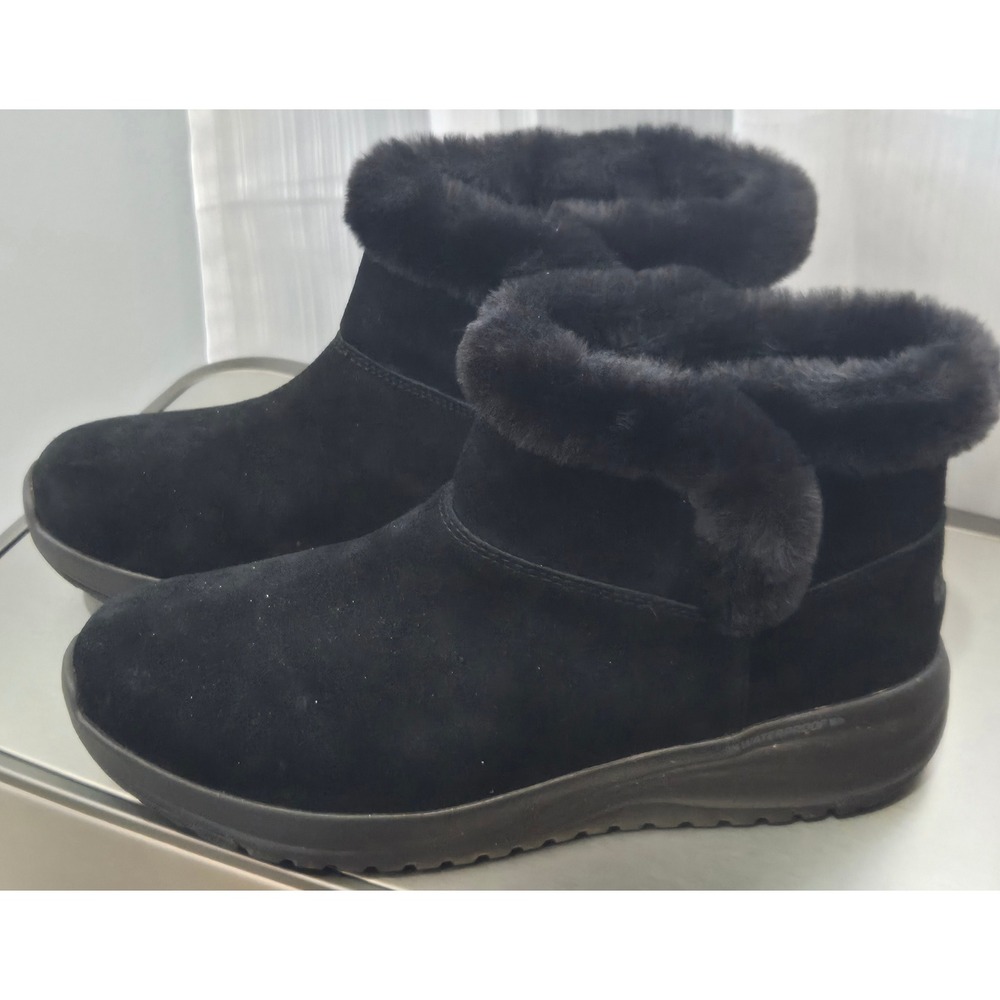 Skechers Waterproof Women's Black Suede Faux Fur Lined Ankle Boots Goga Mat EUC‎
